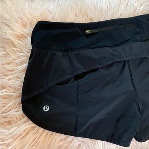 lulu lemon speed up short 2.5”